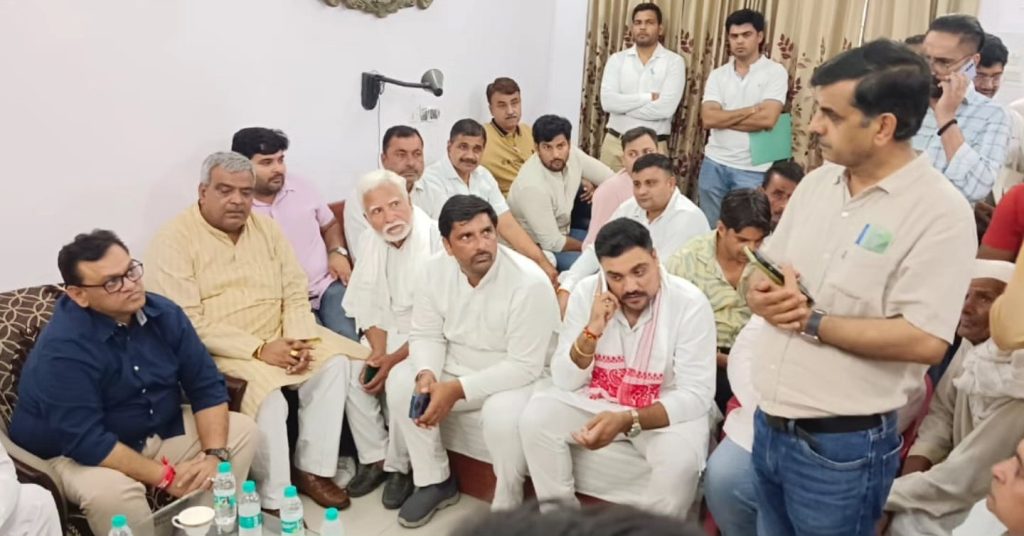 बूढ़पुर का सच सामने आया, जलशक्ति राज्य मंत्री दिनेश खटीक खुद पहुंचे जवाब लेने, हमारी रिपोर्ट के बाद अधिकारियों की ली क्लास