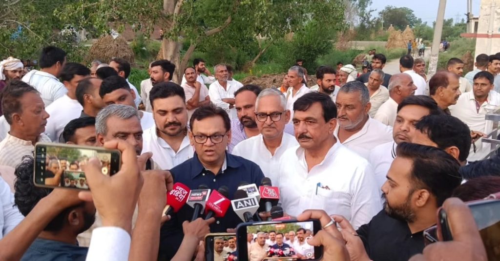 बूढ़पुर का सच सामने आया, जलशक्ति राज्य मंत्री दिनेश खटीक खुद पहुंचे जवाब लेने, हमारी रिपोर्ट के बाद अधिकारियों की ली क्लास