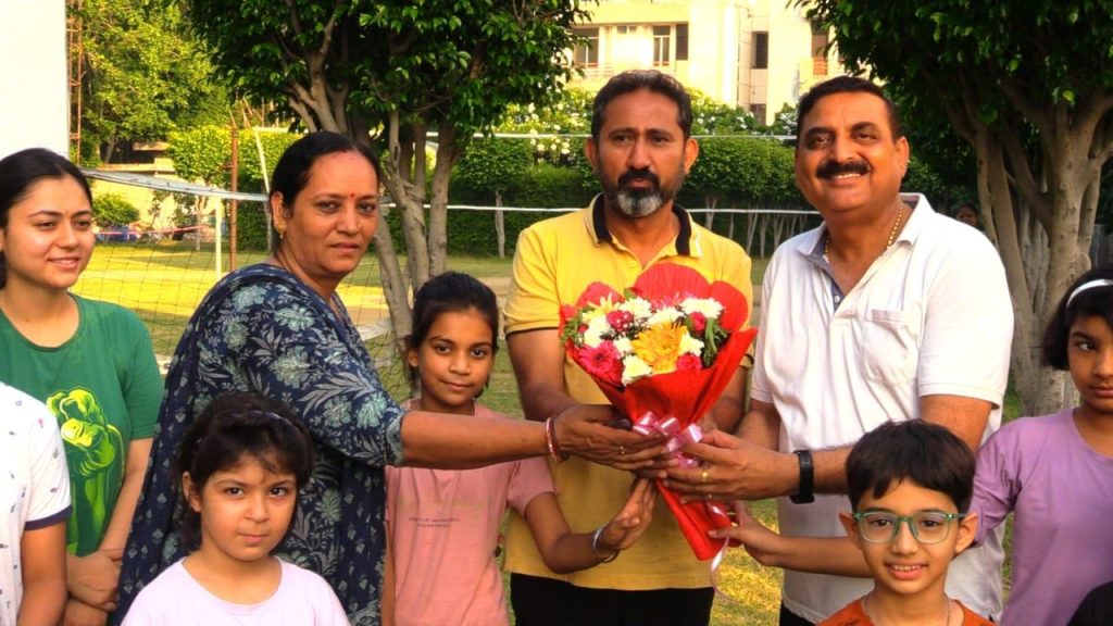 अंतरराष्ट्रीय योग दिवस पर अंसल कोर्टयार्ड में गूंजा — एक पृथ्वी, एक स्वास्थ्य का संदेश