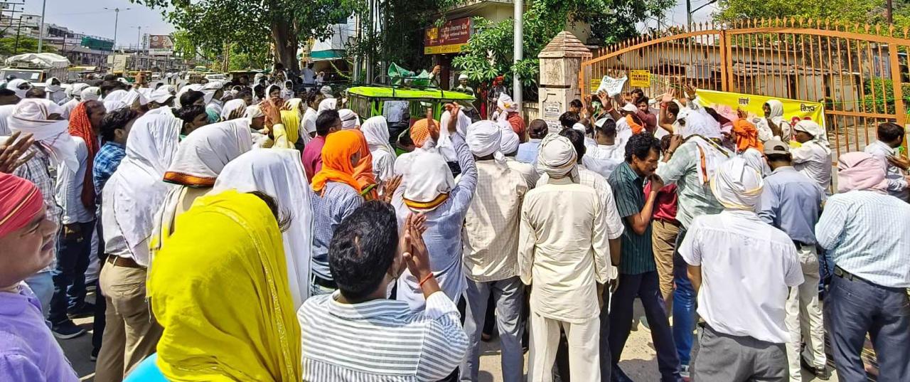निजीकरण और ट्रांसफर घोटाले के खिलाफ बिजलीकर्मियों का बड़ा आंदोलन, लखनऊ में होगी महापंचायत