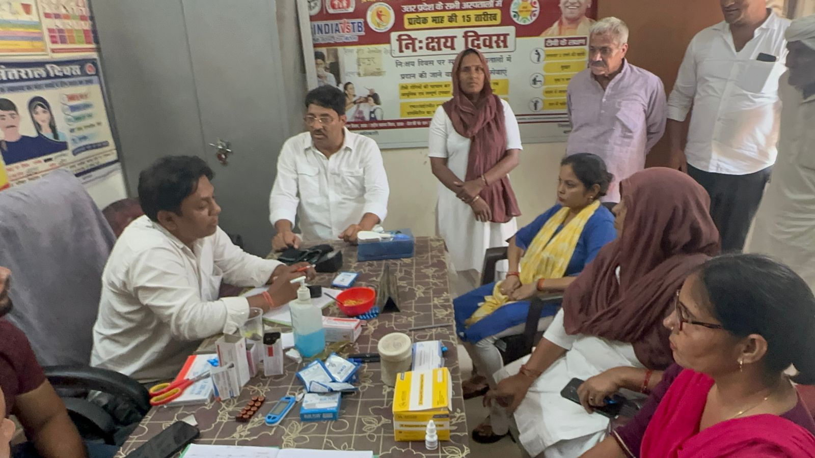 “बागपत” वेंटिलेटर पर है — बूढ़पुर की मौतों ने खोली स्वास्थ्य व्यवस्था की पोल