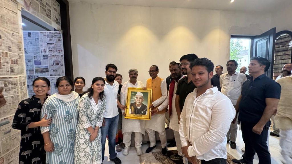 जंगेठी के ताऊ के 2 मिनट: वो कहा, जो मंत्री जी के 3 घंटे भी न कह पाए!