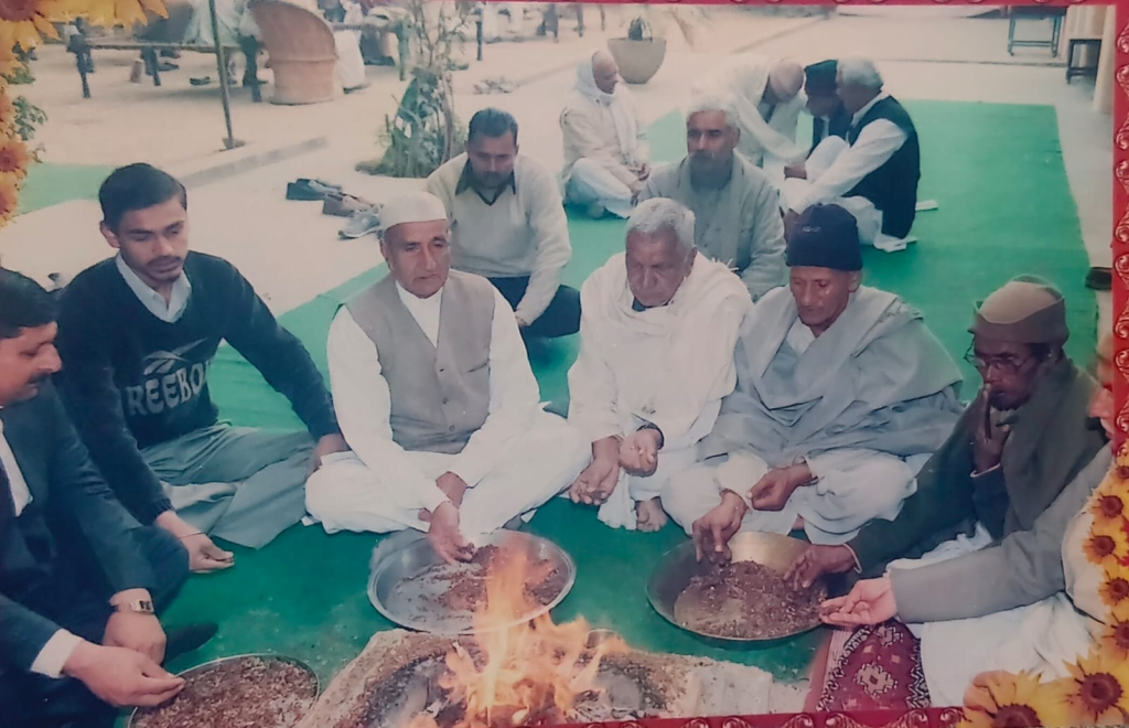 लोकतंत्र सेनानी जेपी हुए मौन !
