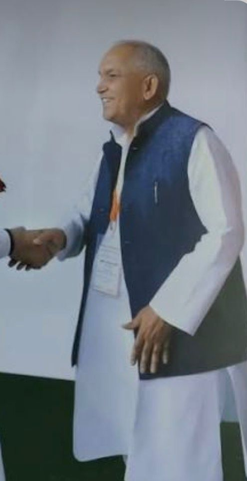 लोकतंत्र सेनानी जेपी हुए मौन !