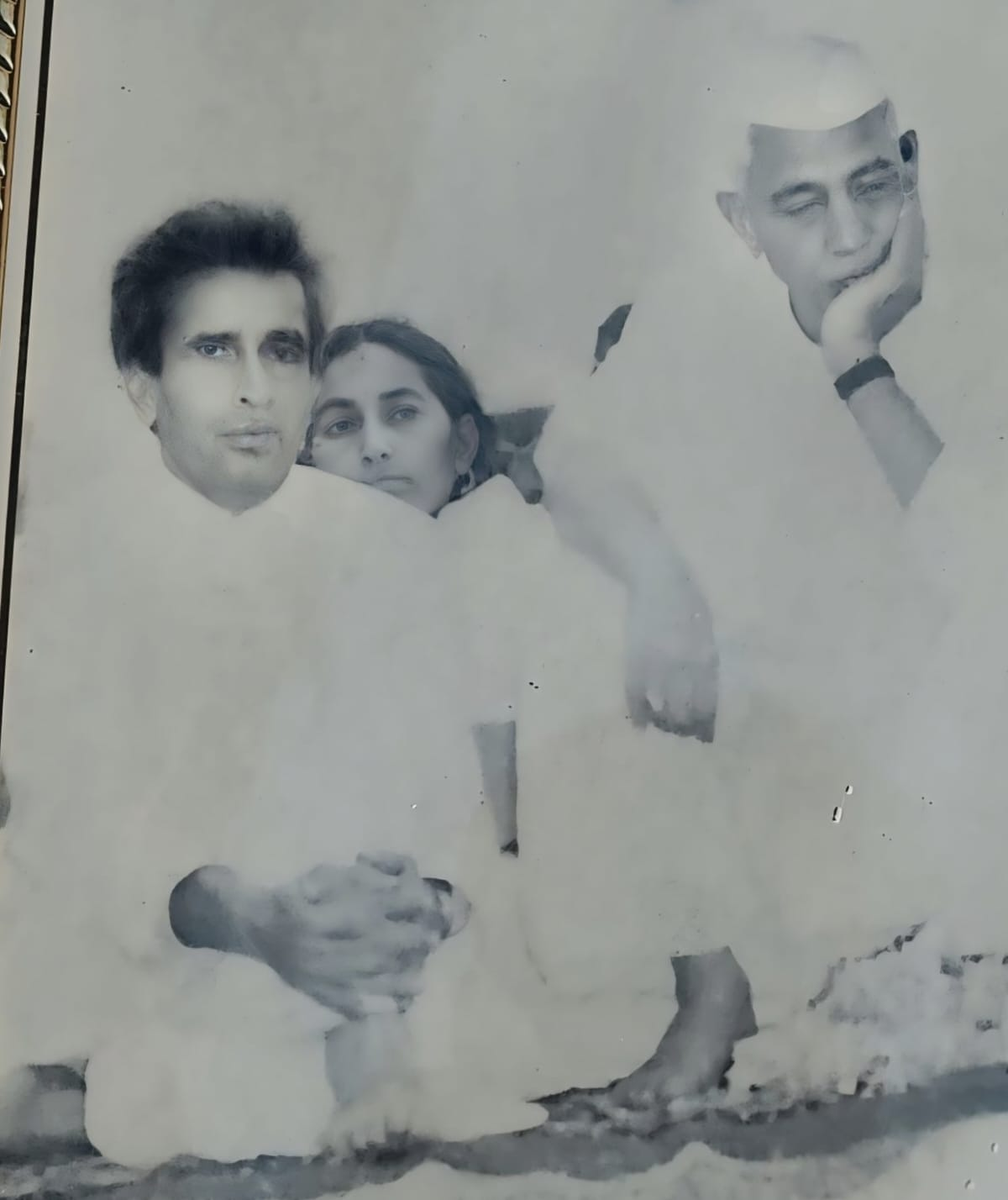 लोकतंत्र सेनानी जेपी हुए मौन ! 