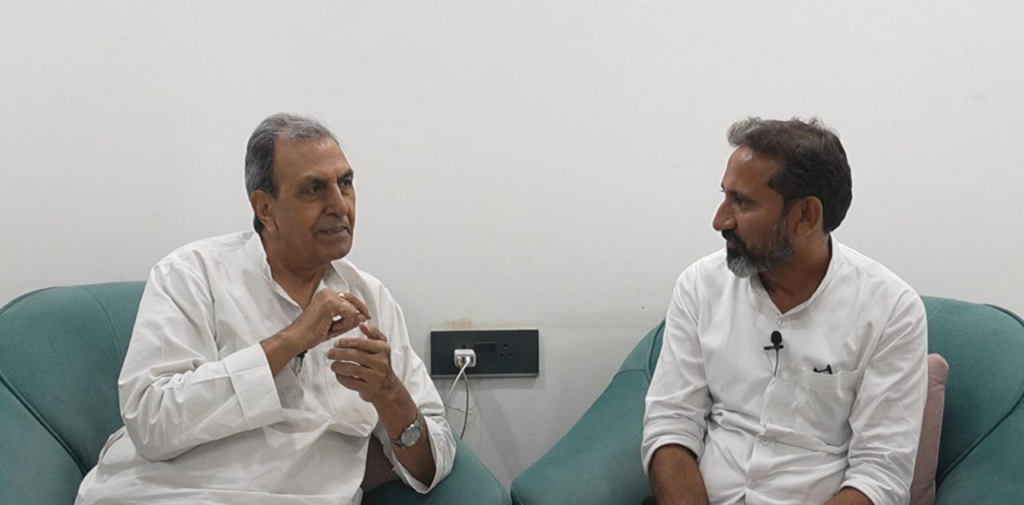 77 लाख की थैली से शुरू हुई कहानी, चौधरी चरण सिंह से जयंत चौधरी तक पहुंची किसान ट्रस्ट की विरासत