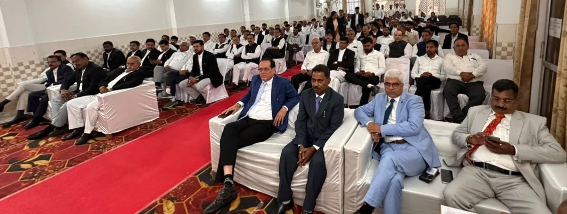 पश्चिमी यूपी में हाईकोर्ट बेंच की मांग फिर तेज, सहारनपुर में जुटे अधिवक्ता
